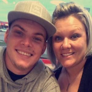 Meet your Posher, Evan